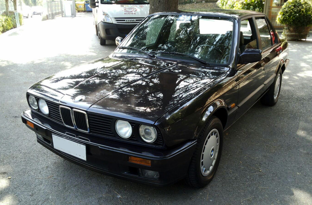 BMW E30